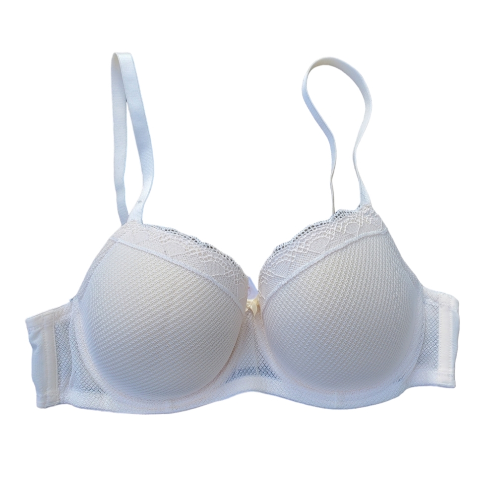 Dorina Women's 36C Ivory Lace Bra